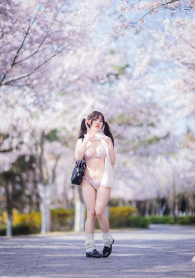 欧美少妇com_高清完整视频